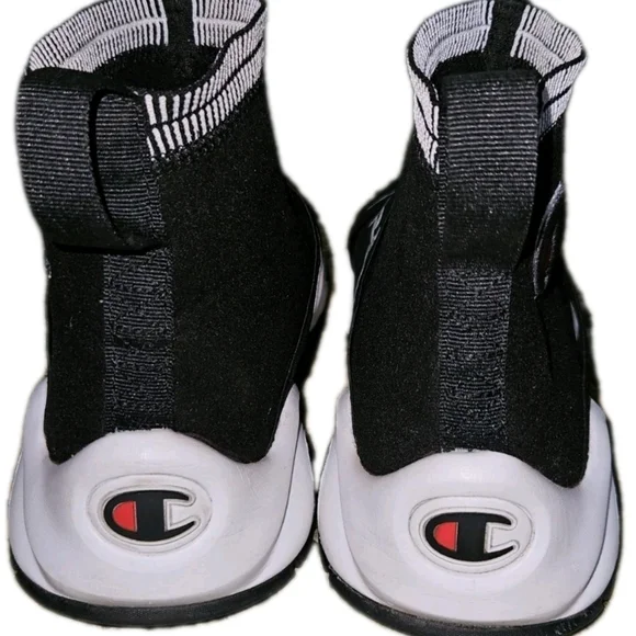 Champion Mens Black and White Crossiver Sneakers - Picture 2 of 12